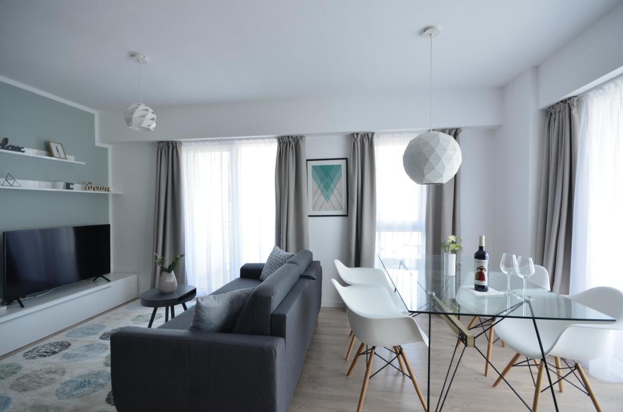 Daniel Luxury Apartment คลูจ-นาโปกา ภายนอก รูปภาพ